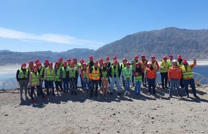 Alumnos de la Escuela Agrotécnica de Huaco visitaron MARA Alumbrera
