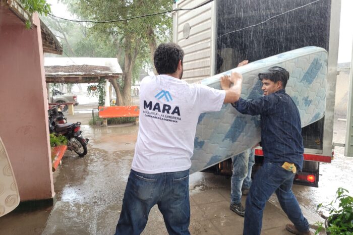 El sector minero participó de la asistencia a vecinos inundados de Santa María